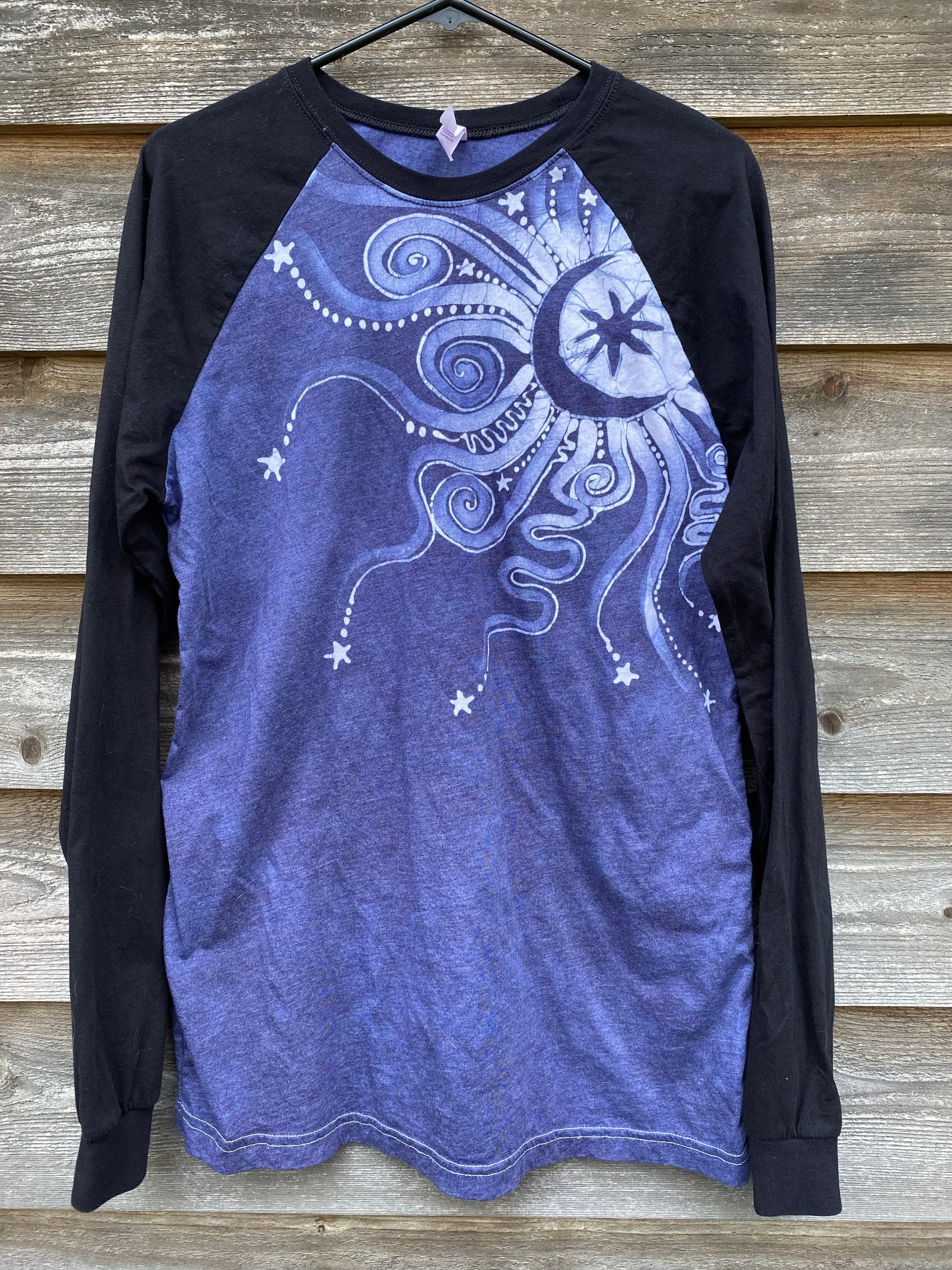 Moonbeams in Heathered Periwinkle Raglan Top by Batikwalla - Size Large